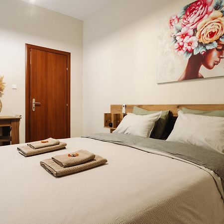 סלוניקי Floret Apartment מראה חיצוני תמונה